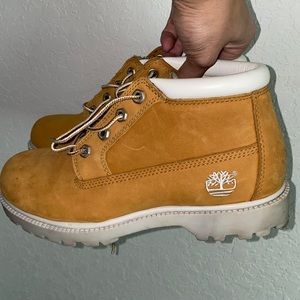 Women’s Timberland Lowtop Boots